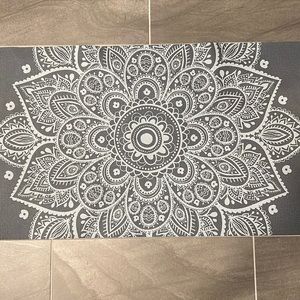 GAIAM 4mm thick classic yoga mat